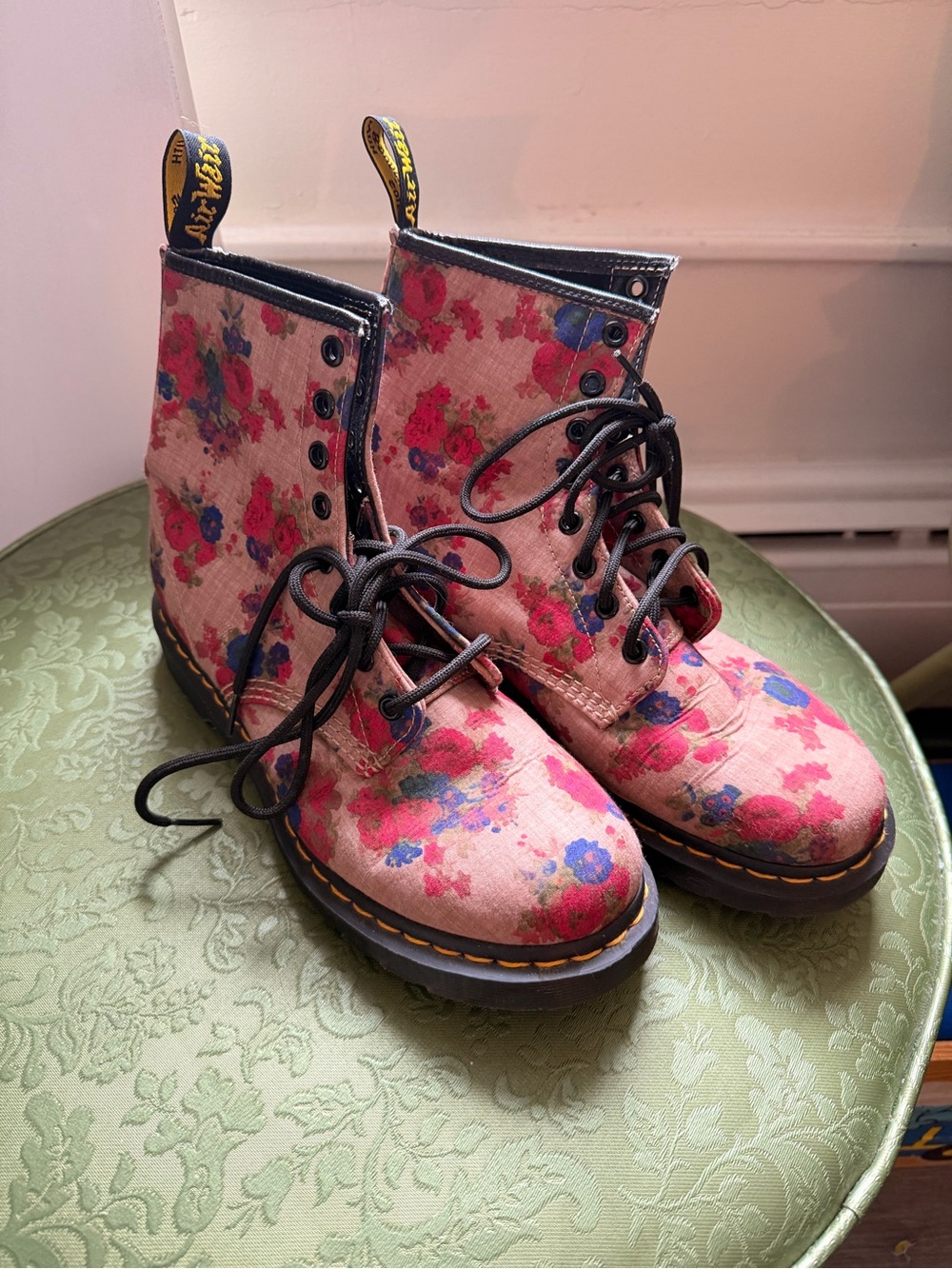 Rare Dr. Martens 1460 Castel Taupe Vintage Bouquet Canvas Boots size 8L 6UK 39EU